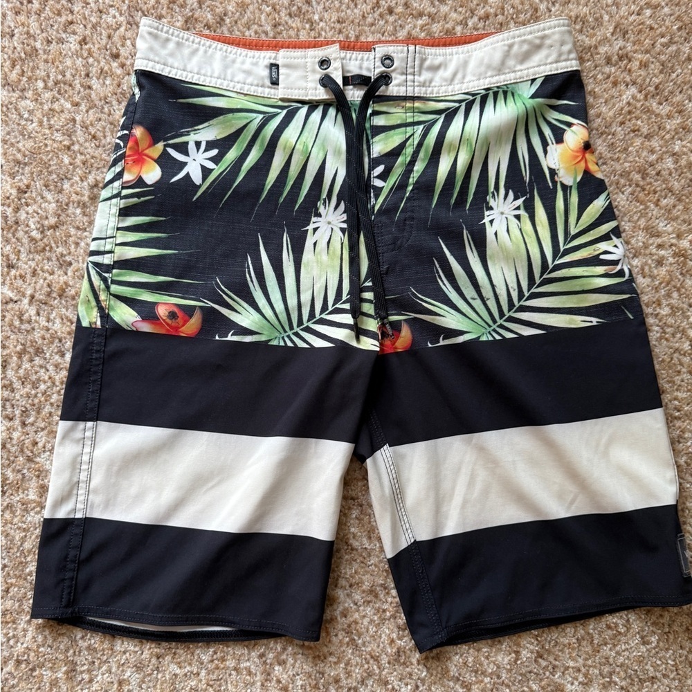 Van’s boardshorts size 30/20 men’s